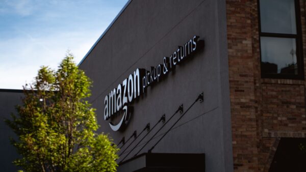 Amazonの狙いと将来のＭＲ活動への示唆